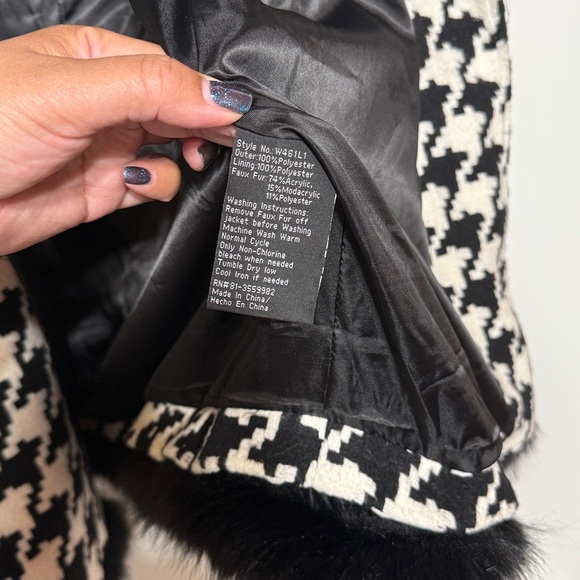 Coalition LA Houndstooth Faux Fur Coat - Picture 16 of 17